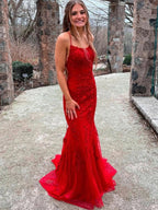 Vestidos de Baile Vermelhos Deslumbrantes, Longos, com Renda, Estilo Sereia e Costas Descobertas