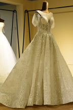 Magnifique robe de mariée ivoire princesse en tulle et dentelle à manches courtes
