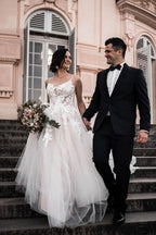 Hermosos vestidos de novia de tul en forma de A sin mangas con tirantes finos y estampado 
