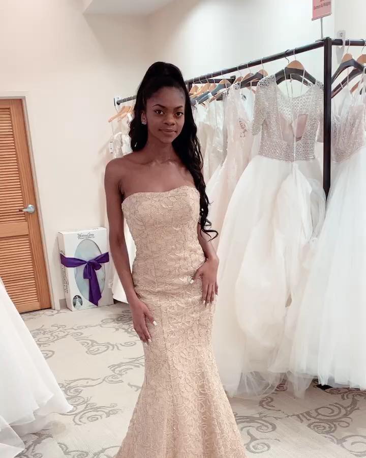 Magnifique robe de mariée sirène sans bretelles ornée de perles, abordable, longue et sans manches