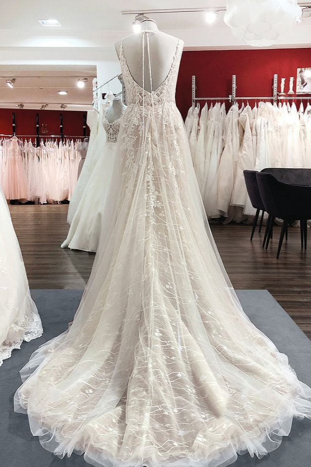 Vestidos de Noiva Elegantes Longos em Tule com Decote em V, Renda e Costas Descobertas em Corte A