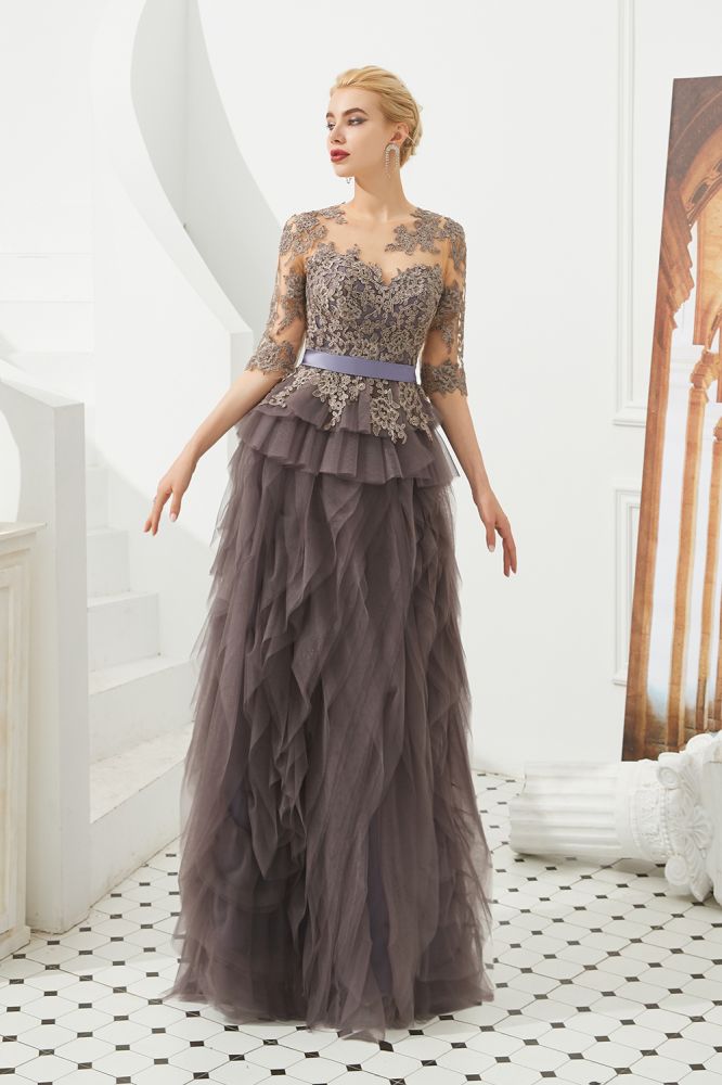 Vestido de fiesta de noche con media manga y encaje floral, largo hasta el suelo y piel