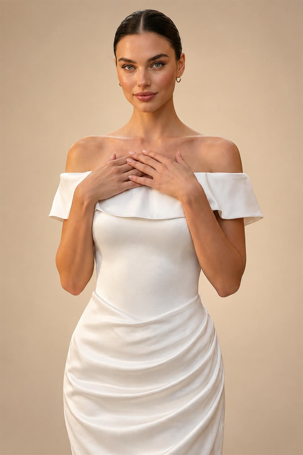 Luxury Lvory Ruched Bodycon Mini Wedding Dress ZP047