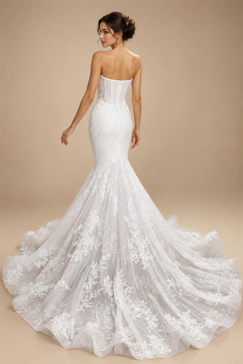 Glamorous White Sweetheart Neckline Mermaid Wedding Dress with Detachable Tulle Sleeves ZP056