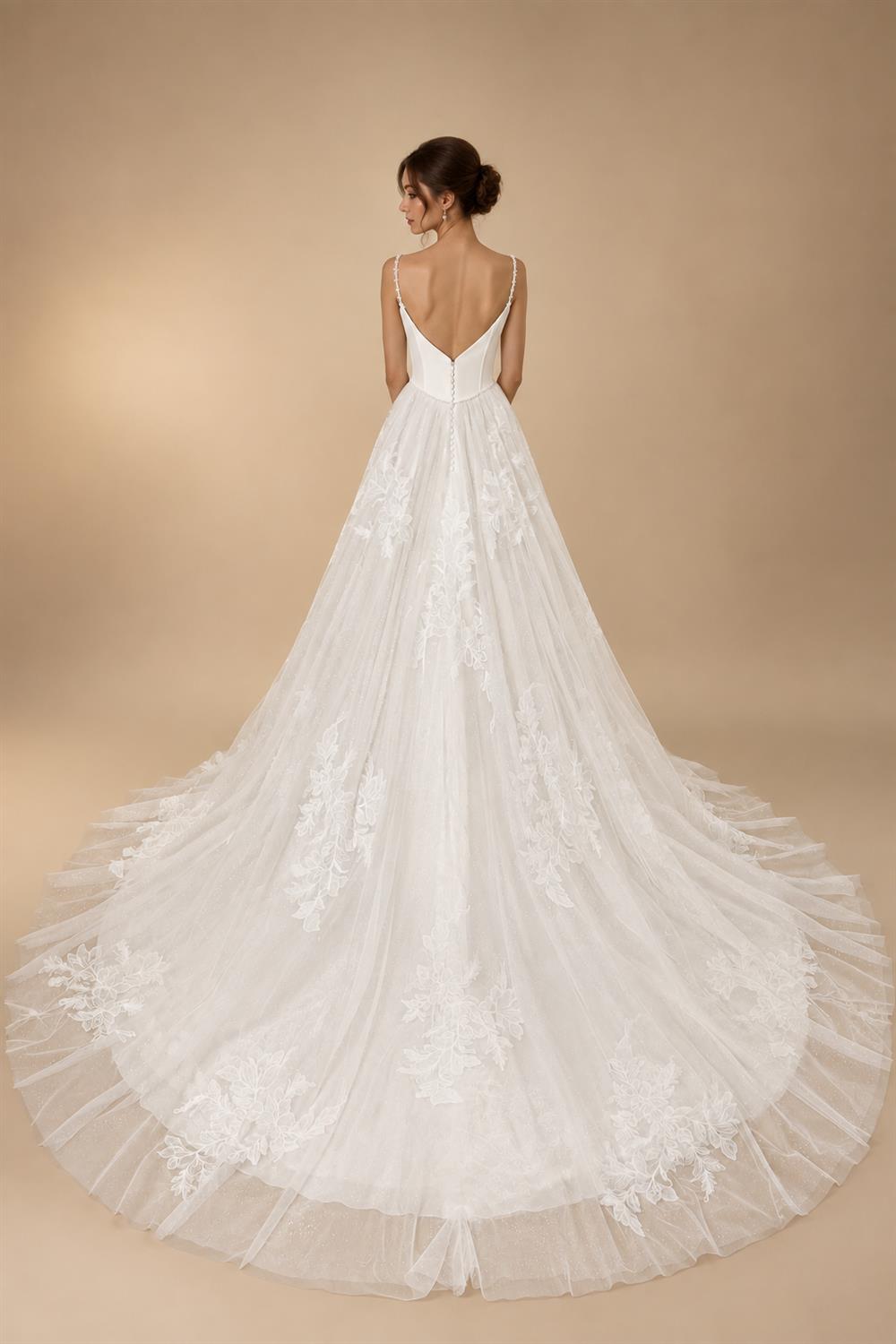 Elegant White Spaghetti Strap Satin Bodice Lace Tulle Wedding Dress with Train ZP065