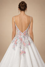 Glamorous White Floral Applique A-Line Tulle Wedding Dress with Train ZP066