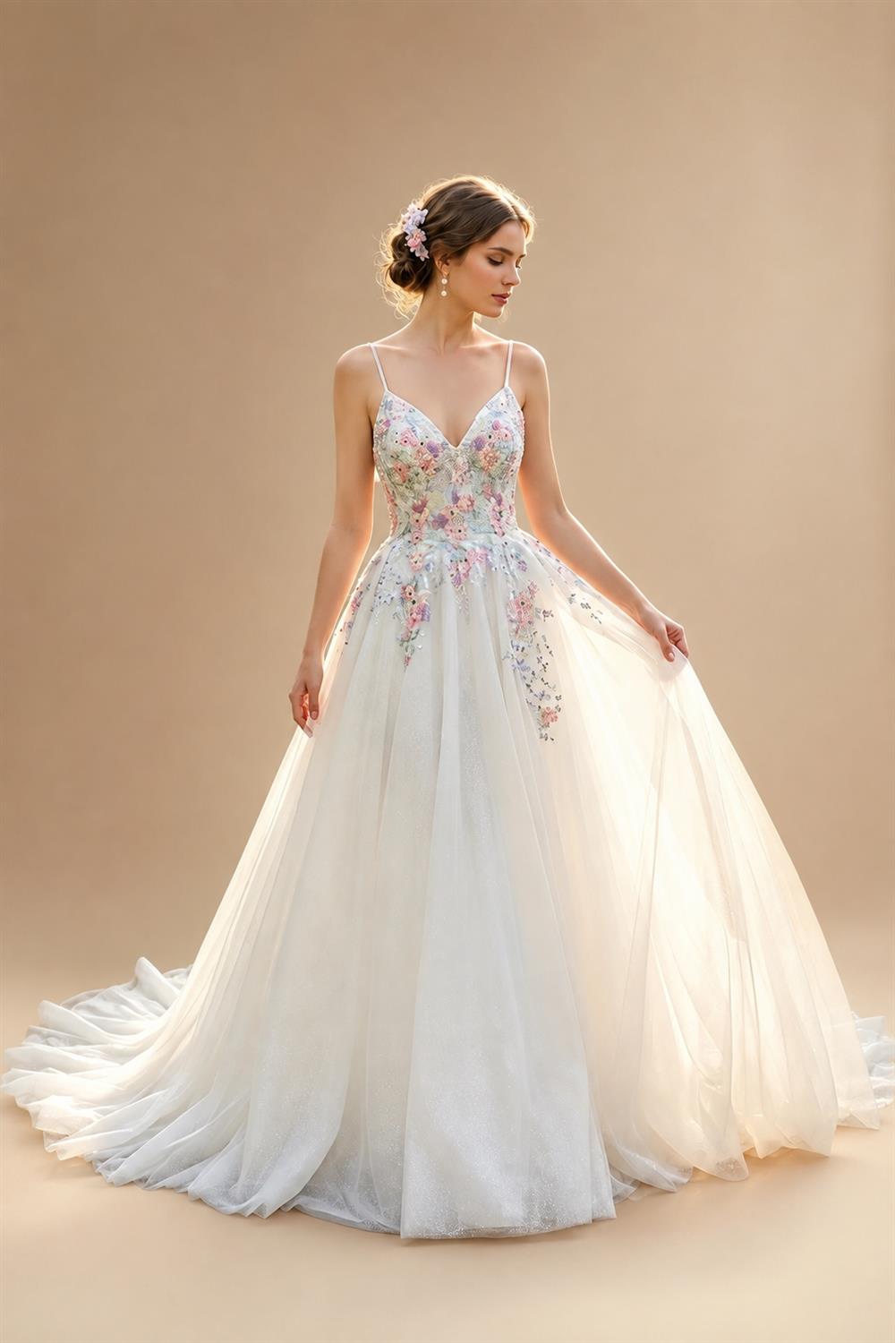 Glamorous White Floral Applique A-Line Tulle Wedding Dress with Train ZP066