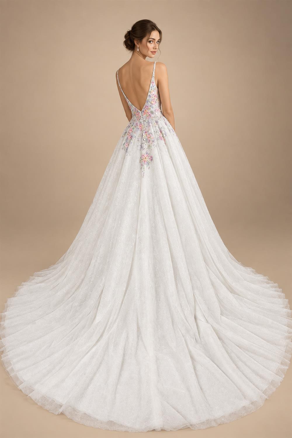 Glamorous White Floral Applique A-Line Tulle Wedding Dress with Train ZP066