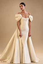 Luxury Ivory Off-the-Shoulder Satin Wedding Dress with Puff Sleeves ZP074