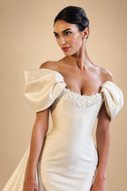 Luxury Ivory Off-the-Shoulder Satin Wedding Dress with Puff Sleeves ZP074