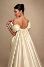 Luxury Ivory Off-the-Shoulder Satin Wedding Dress with Puff Sleeves ZP074