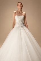Elegant White Strapless Bodice Crystal Ball Gown Wedding Dress with Veil ZP080