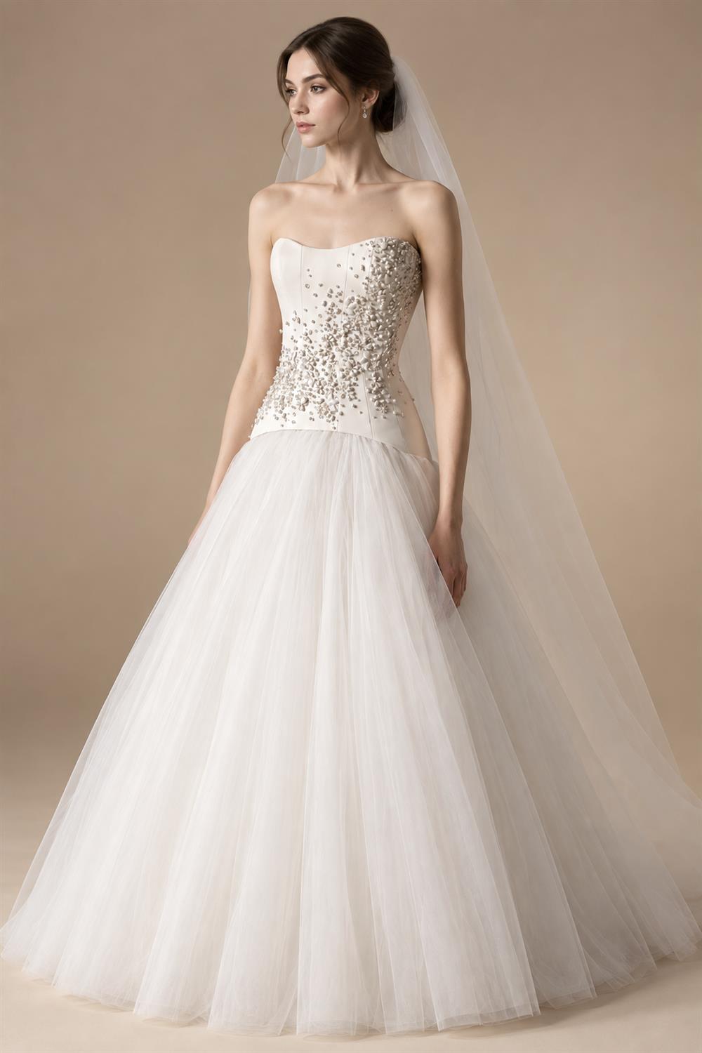 Elegant White Strapless Bodice Crystal Ball Gown Wedding Dress with Veil ZP080