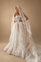 Glamorous White Strapless Floral Lace Wedding Dress with Veil ZP095