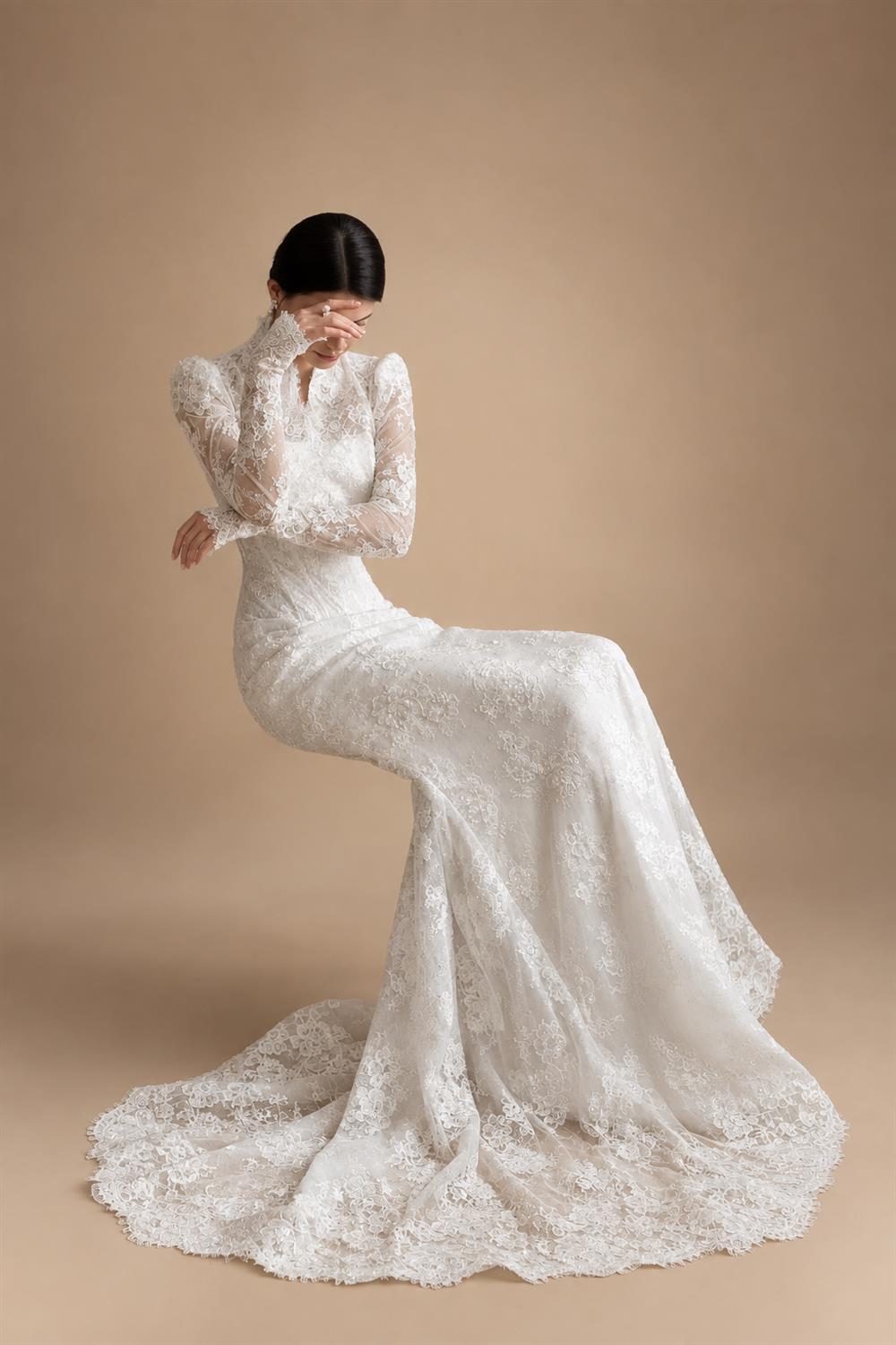 Elegant White Lace High Neck Long Sleeve A-Line Wedding Dress ZP103