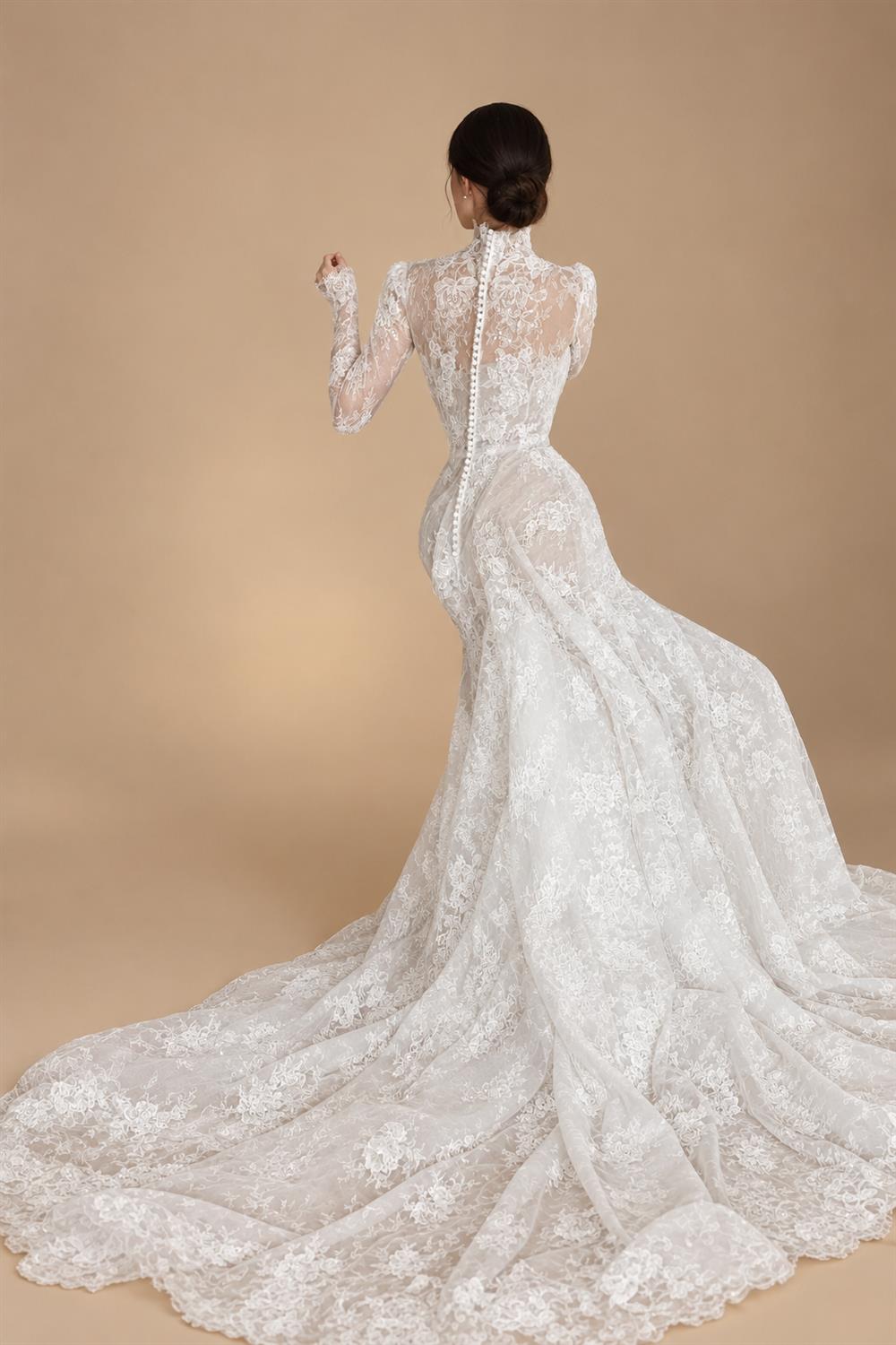Regal Ivory Lace High Neck Long Sleeve Wedding Dress with Cathedral Veil ZP105