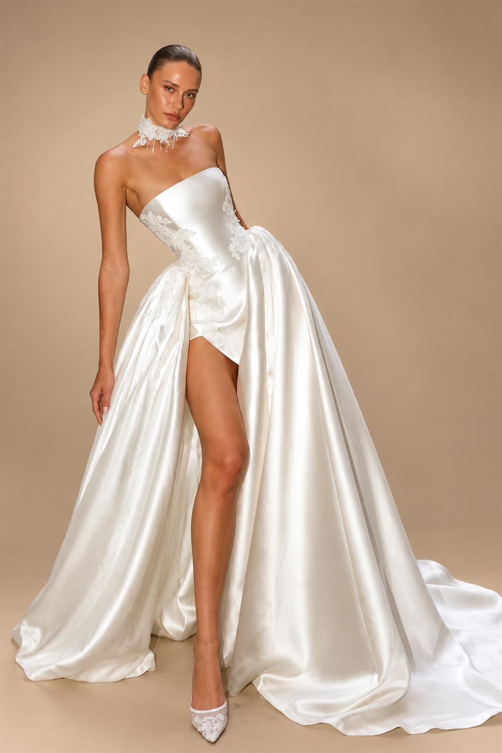Luxury White Satin Strapless High Slit Ball Gown Wedding Dress with Choker ZP118