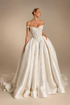 Luxury White Lace Embroidery Satin Train Wedding Dress ZP143