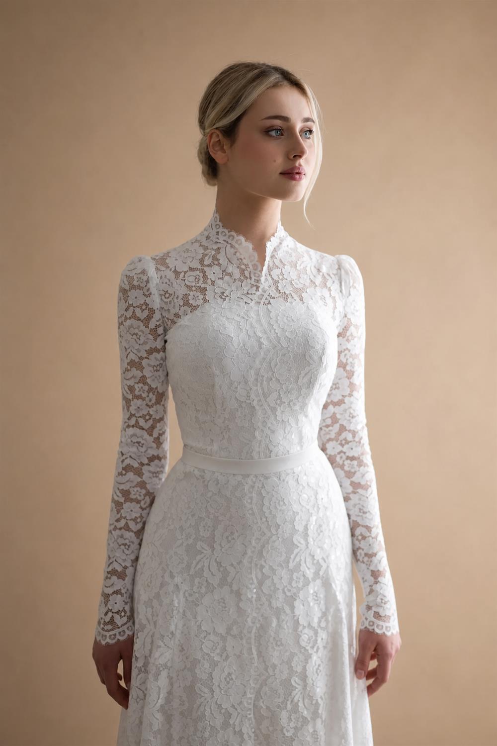 Elegant Floral Long Sleeve Mermaid Wedding Dress ZP176
