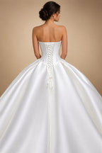 Luxury Pearl Strapless Ball Gown White Wedding Dress ZP192