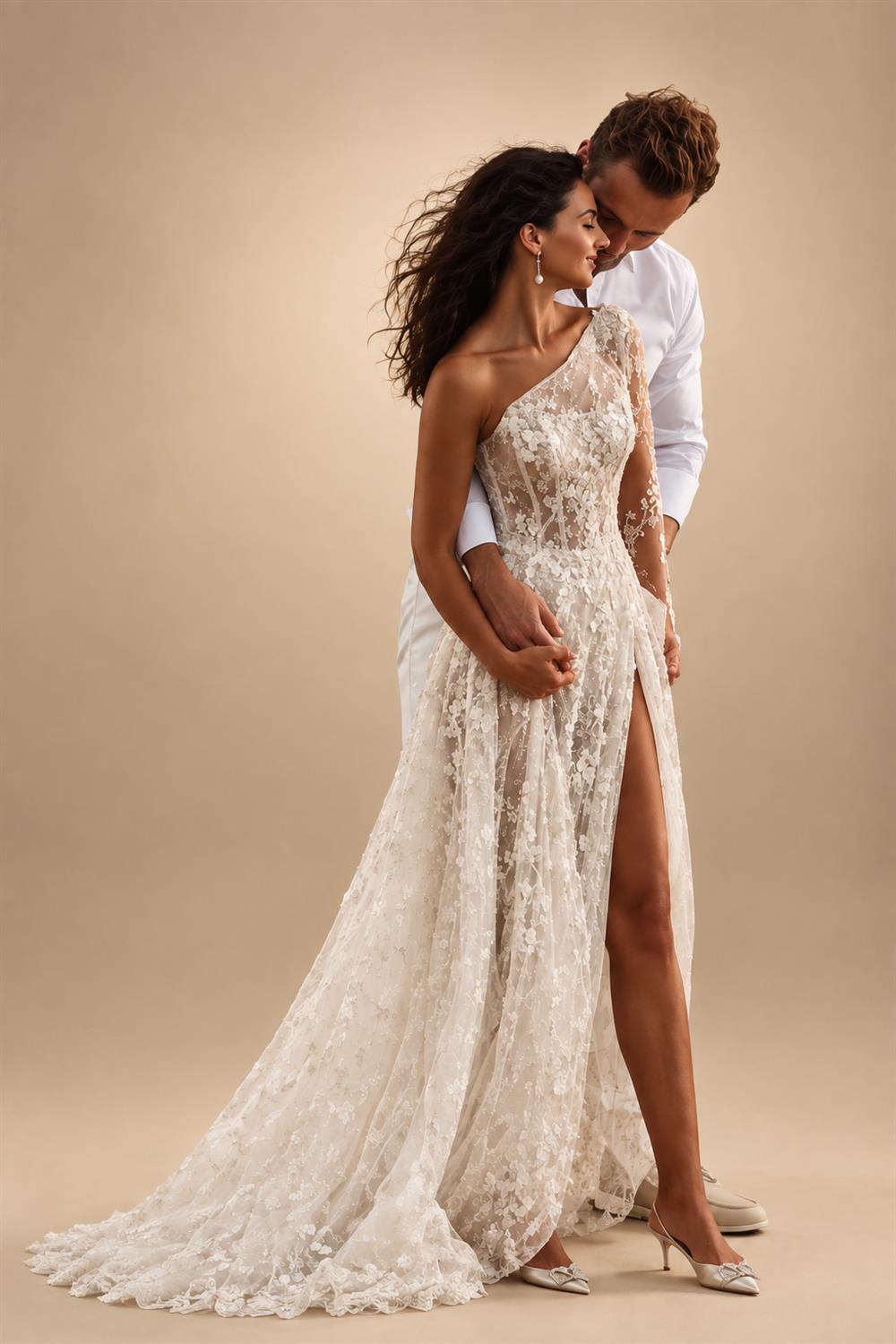 Beach Sexy Boho Wedding Dresses A-Line One Shoulder Long Sleeve Sweep / Brush Train Lace Bridal Gowns With Split Front