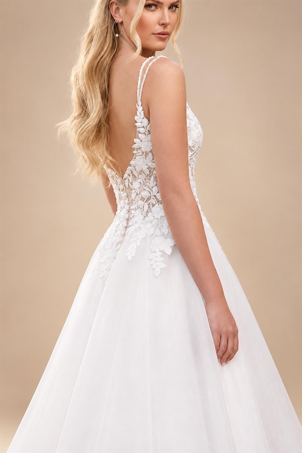 Custom Vintage Wedding Dress Spaghetti Strap V Neck Lace Bridal Gown
