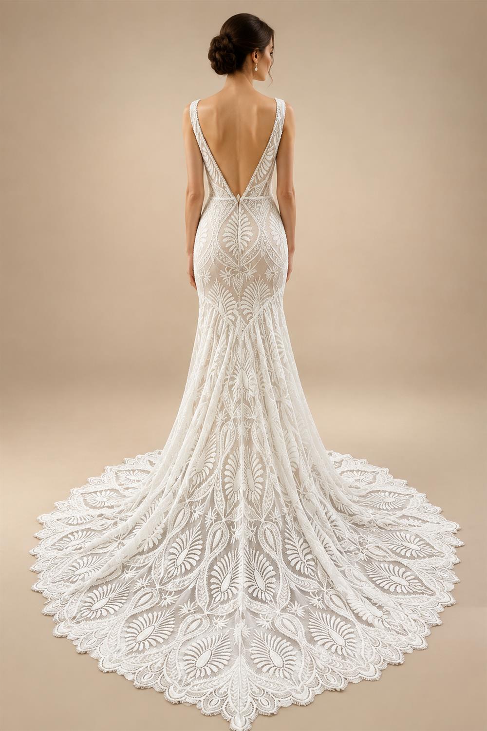 Champagne Lace Mermaid Wedding Dress With Spaghetti Straps