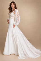Long Sleeve V Neck Lace Appliques Plus Size Wedding Dress for Women 2025 Bridal Gown Customzied robe mariee boheme