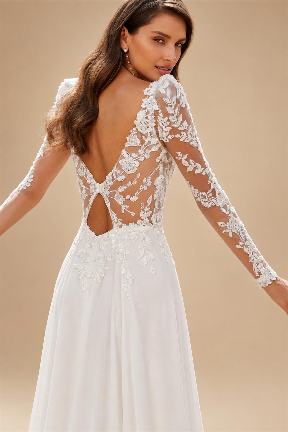 Long Sleeve Wedding Dress 2026 Boho Beach Illusion Backless A Line Chiffon Bridal Gown Lace Robe De Mariée Customize