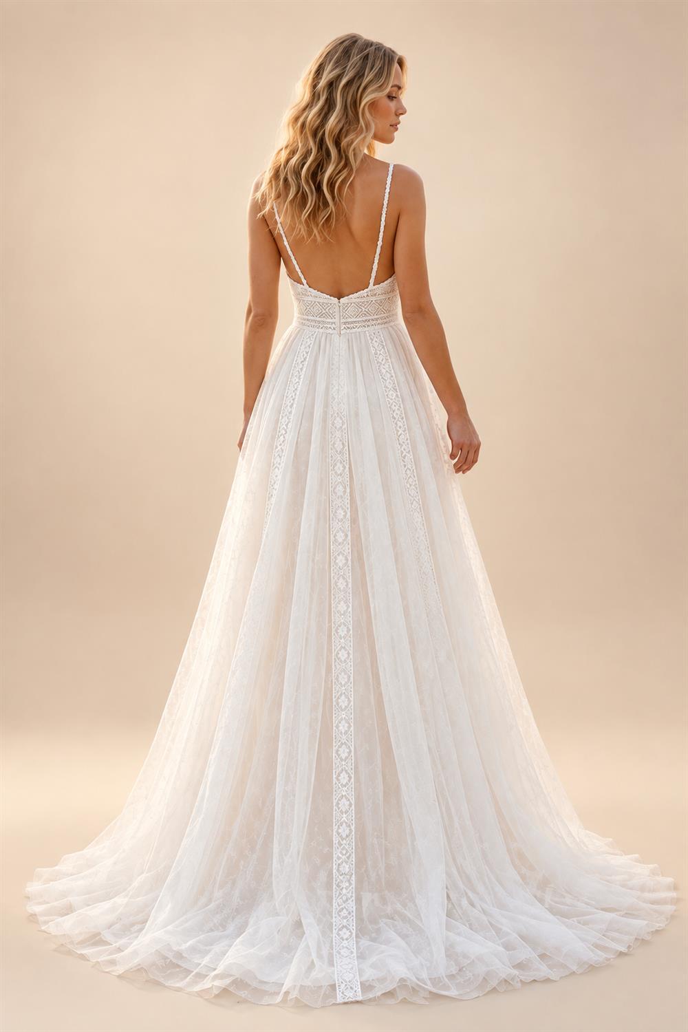 Boho Spaghetti Straps Wedding Dresses Cheap Sexy Bride Lace Beach Wedding Gown V Neck Customized