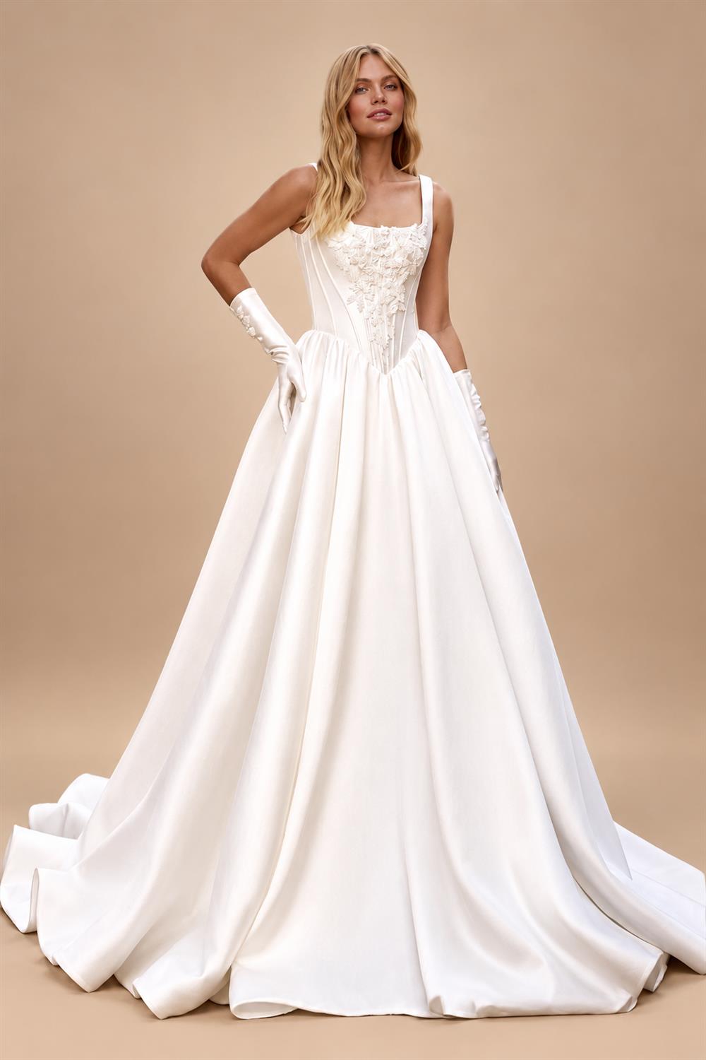 Satin Wedding Dresses Spaghetti Straps Appliques Bride Gown Draped A-Line Bridal Gown Robes de Soriee Customized