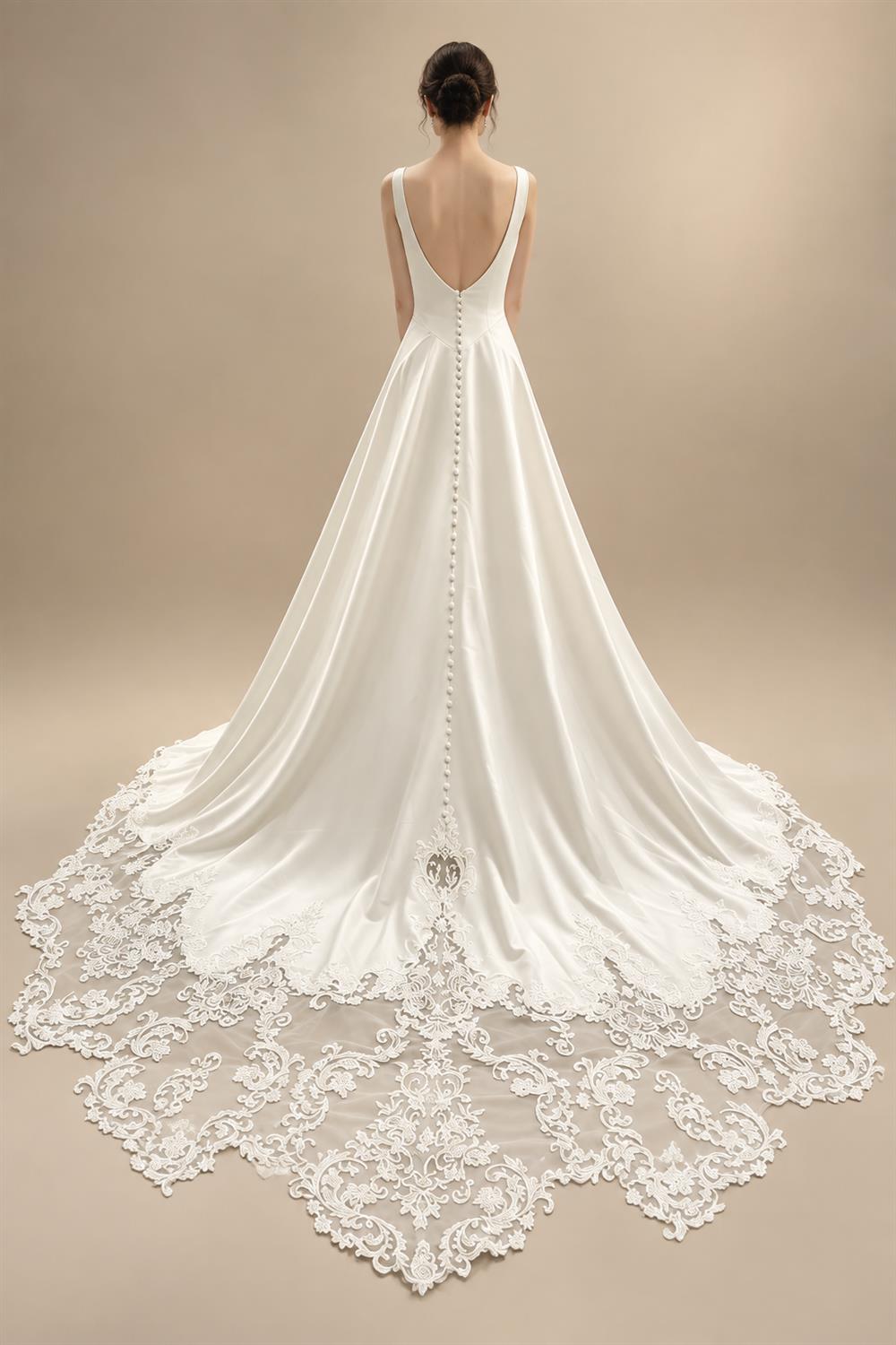 Scoop Neck Crepe Satin Wedding Dress 2027 Real Photos Court Train Elegant Bride Gown For Women Customized