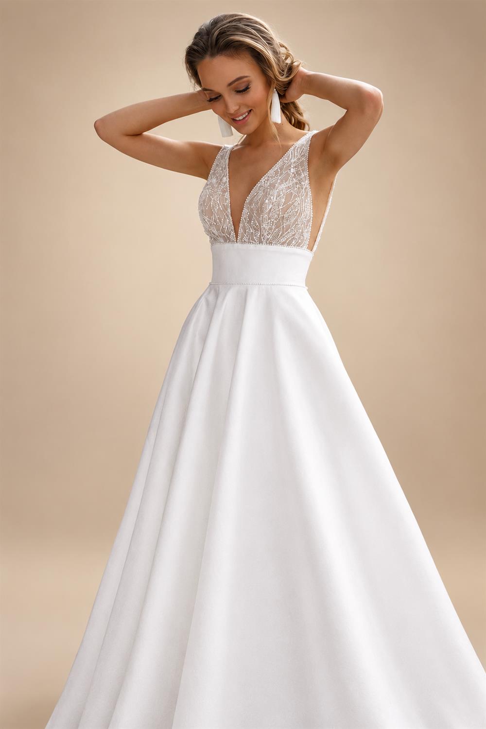 Glitter Sequins Sexy V-Neck Wedding Dress Satin Retro Backless Pearls Zipper Plus Size Customized Soft Bridal Gown