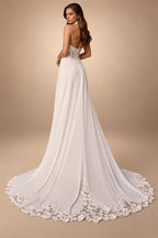 Bohemian Halter Chiffon A-Line Wedding Dress with Appliques Sleeveless Lace Backless Bridal Gowns Customized
