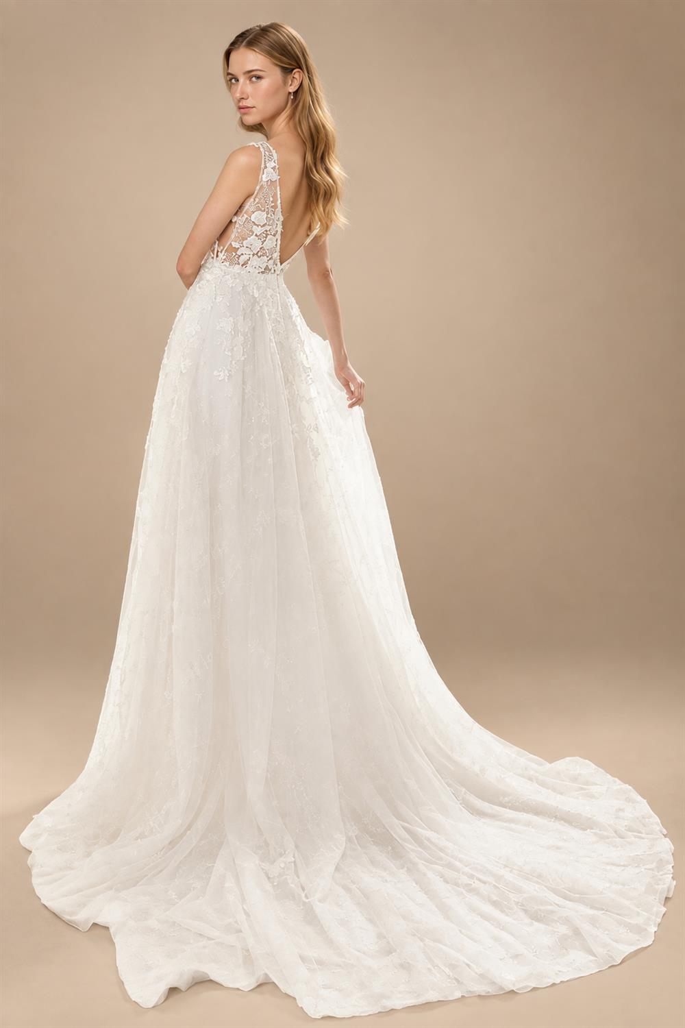 Deep V-Neck Boho Wedding Dress Elegant Open Back A-line Sweep Train Brides Gown Vestidos De Novia Customized