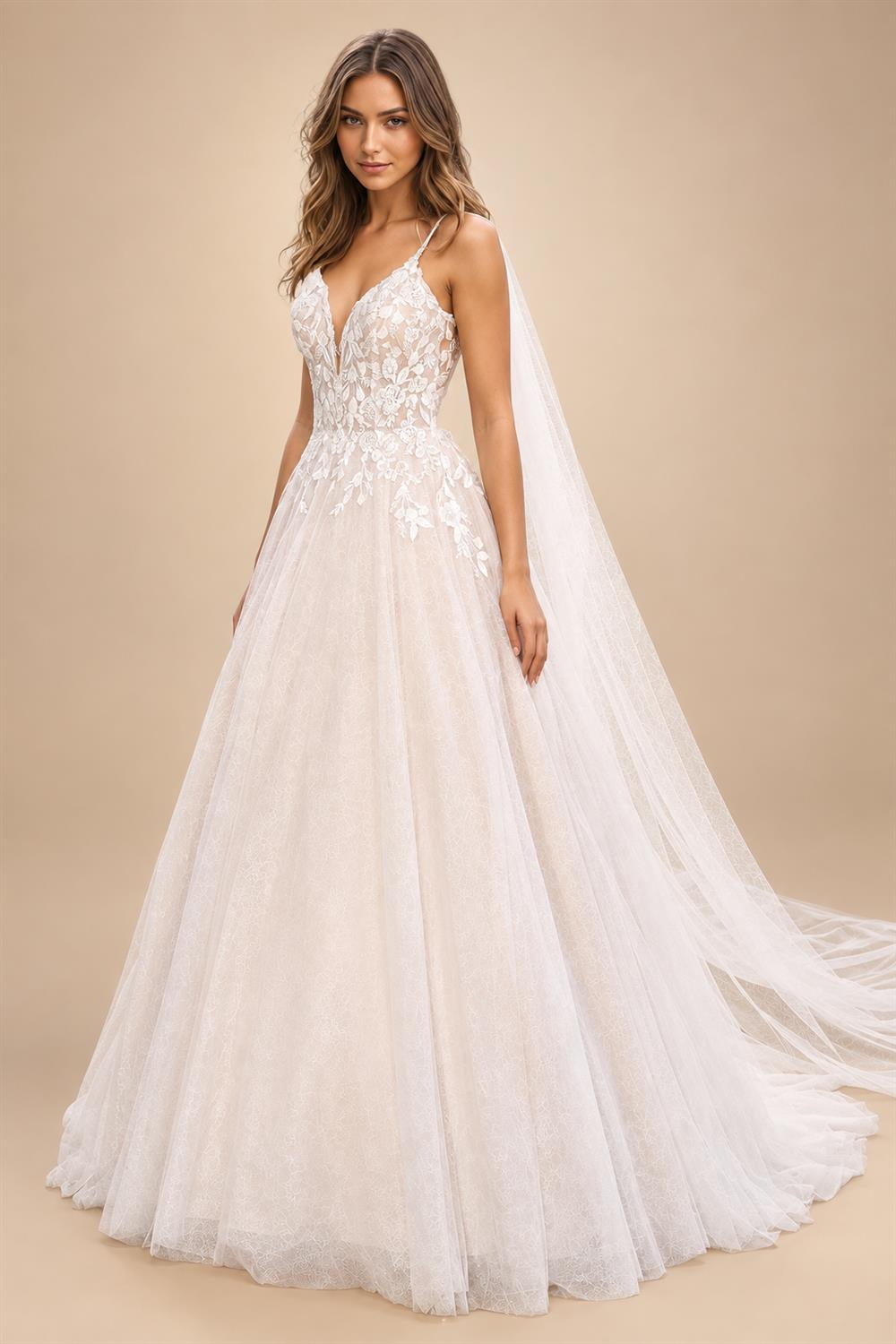 Beach Boho Wedding Dress Tulle A-Line Floor Length Spaghetti Straps Sleeveless Classic V-Neck Bridal Gown Customized
