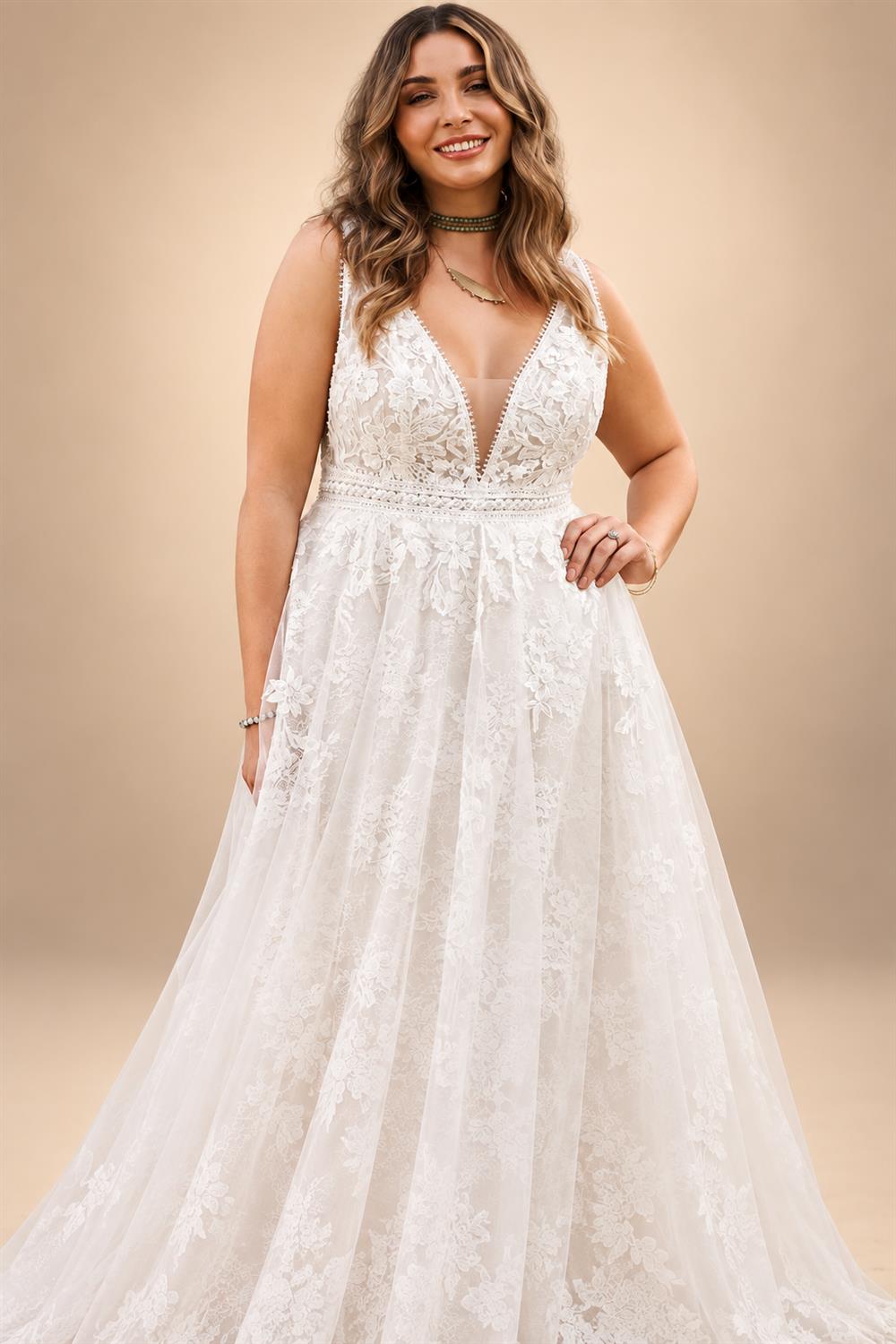 Plus Size Boho Lace Wedding Dresses A Line Sleeveless Appliques V Neck Bridal Gowns Tulle Wedding Gown Customized