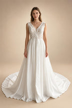 Plus Size Wedding Dress A Line V Neck Tank Lace Appliques Chiffon Wedding Party Gowns Bride Gown Customized