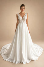 Plus Size Wedding Dress A Line V Neck Tank Lace Appliques Chiffon Wedding Party Gowns Bride Gown Customized