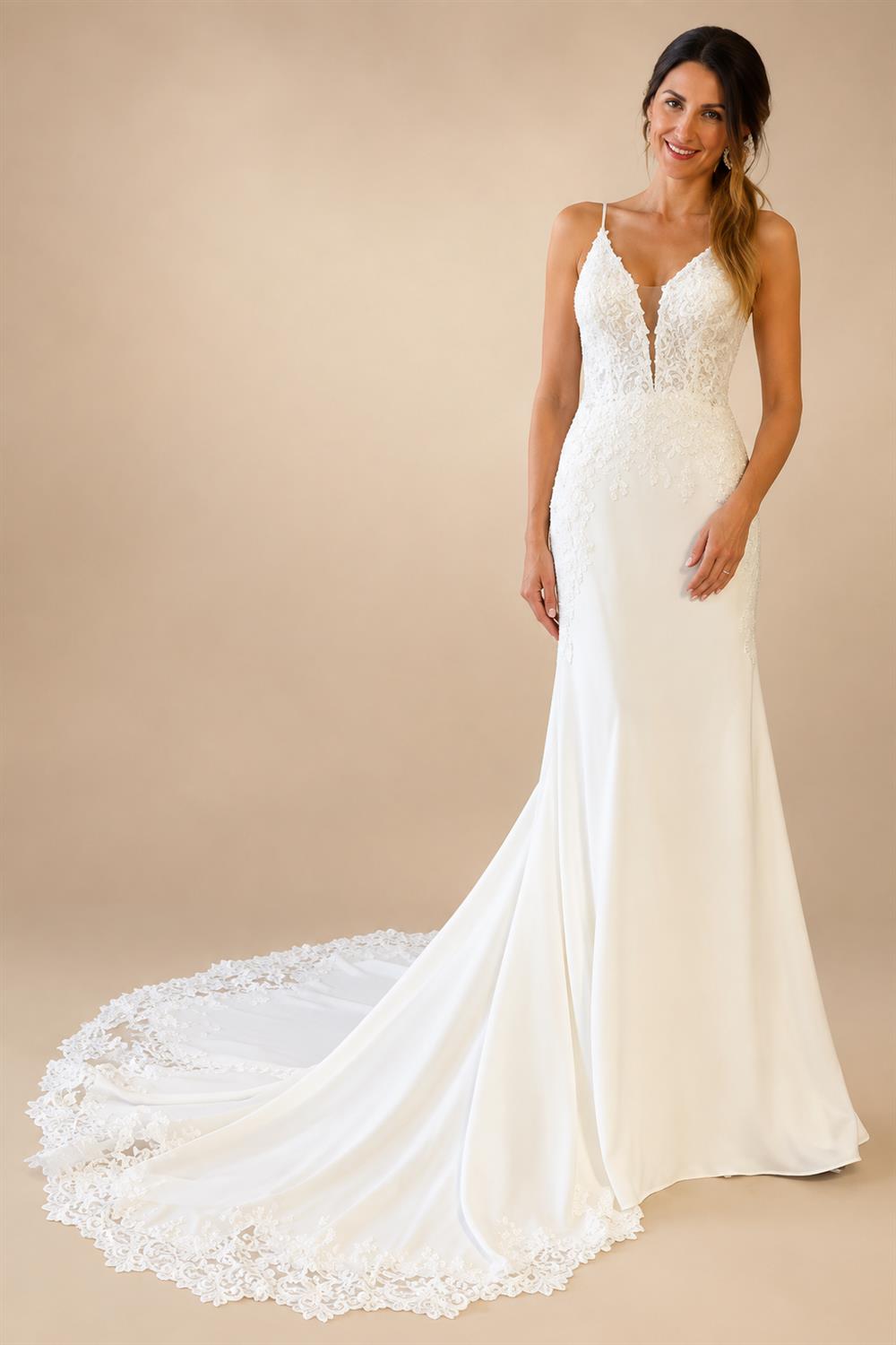 Scoop Neck Lace Backless Soft Satin Wedding Dress for Women Customized Bridal Gown Court Train robe mariée sirene