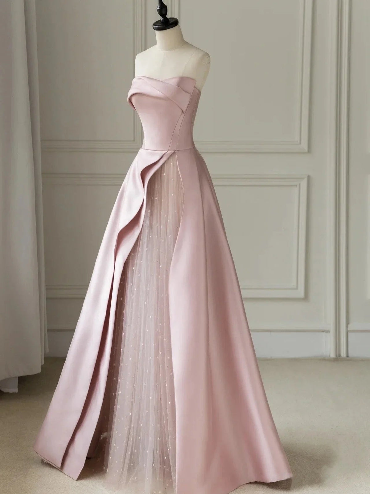 Vestido de noche largo hasta el suelo en línea A sin mangas de satén con abertura y tirantes de tul, vestido de baile sin tirantes