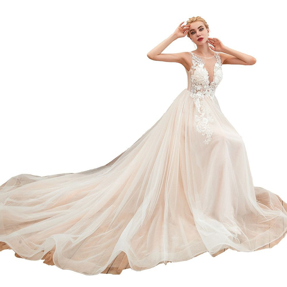 Vestido de novia de verano sin mangas con escote ilusión color champán