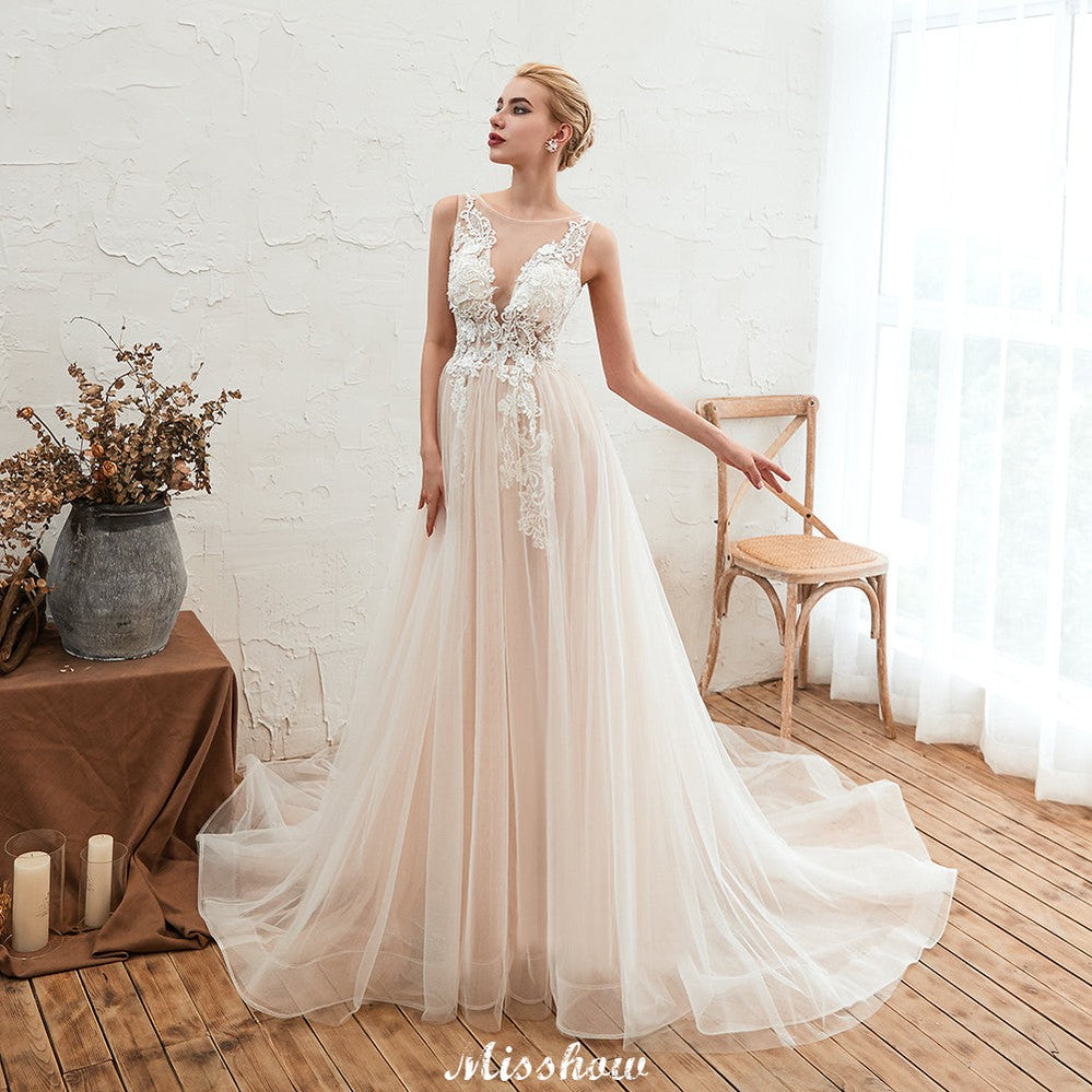 Vestido de novia de verano sin mangas con escote ilusión color champán