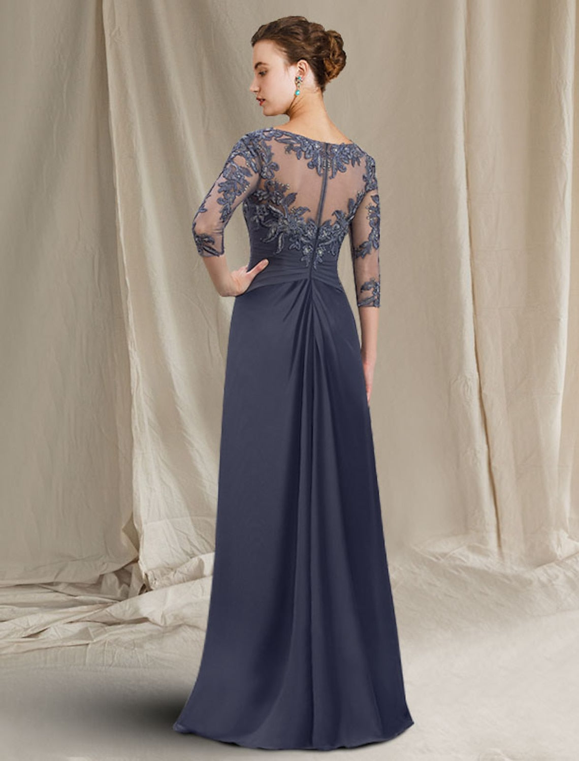 Floor Length A Line Mother Of The Bride Dresses With Jewel Neckline