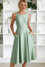 A-Line/Princess Scoop Neck Satin Tea-Length Mother of the Bride Dresses with Pockets (SHI22500122)