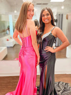 Ingris | Vestidos largos de fiesta de satén con escote en V y cuentas en color fucsia sirena