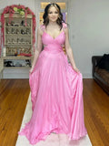 Iona | Robe longue de bal en mousseline plissée rose coupe trapèze