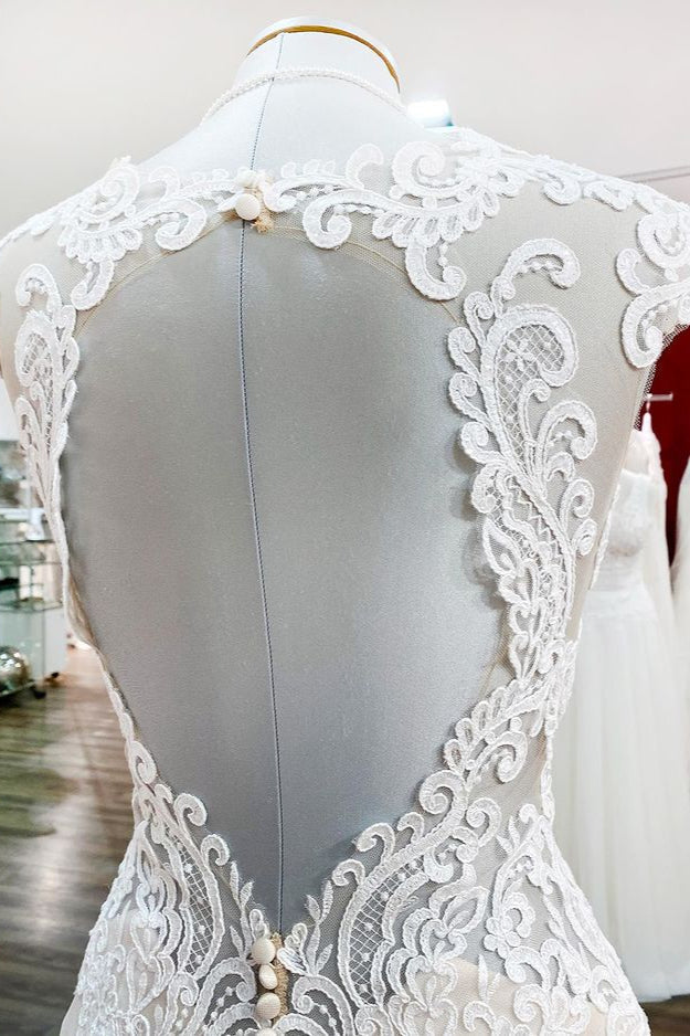 Ivory Sweetheart Lace Mermaid Wedding Dress With V Neck Backless Train