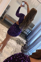 Kurzes Homecoming-Kleid mit Pailletten, einem Ärmel und Cut-out