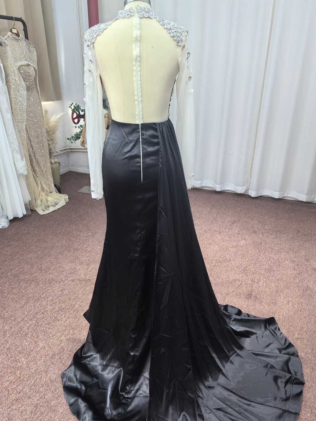 Bmbridal Black Long Sleeves Prom Dress Mermaid Crystal High Neck
